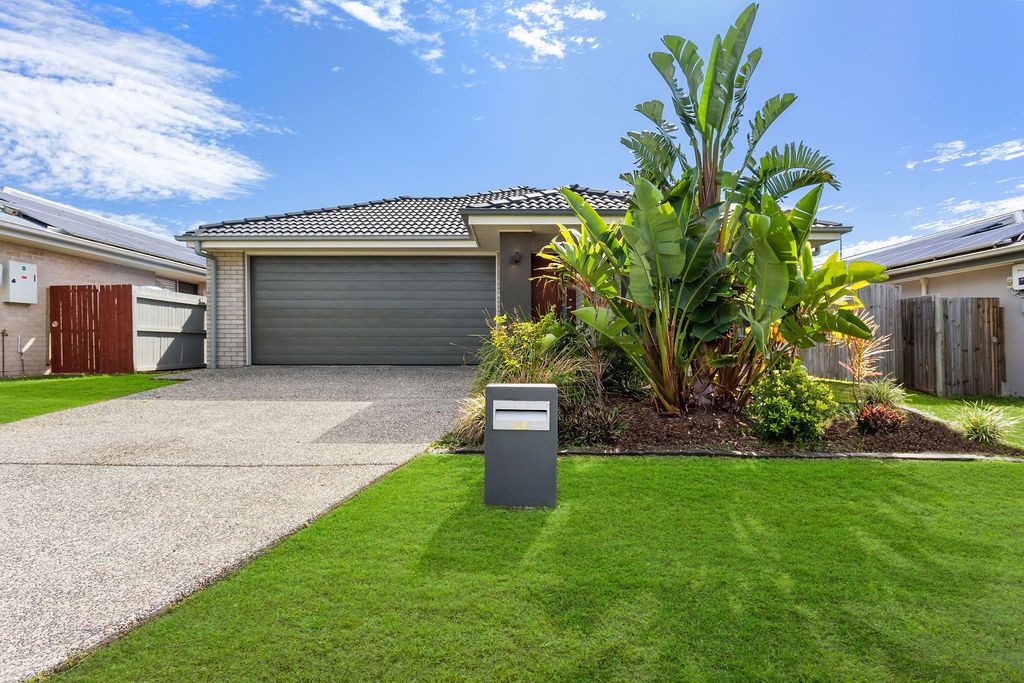 4 bedrooms House in 42 Cahill Crescent COLLINGWOOD PARK QLD, 4301