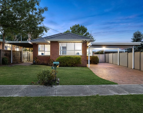 4 Claremont Crescent, Keysborough VIC 3173