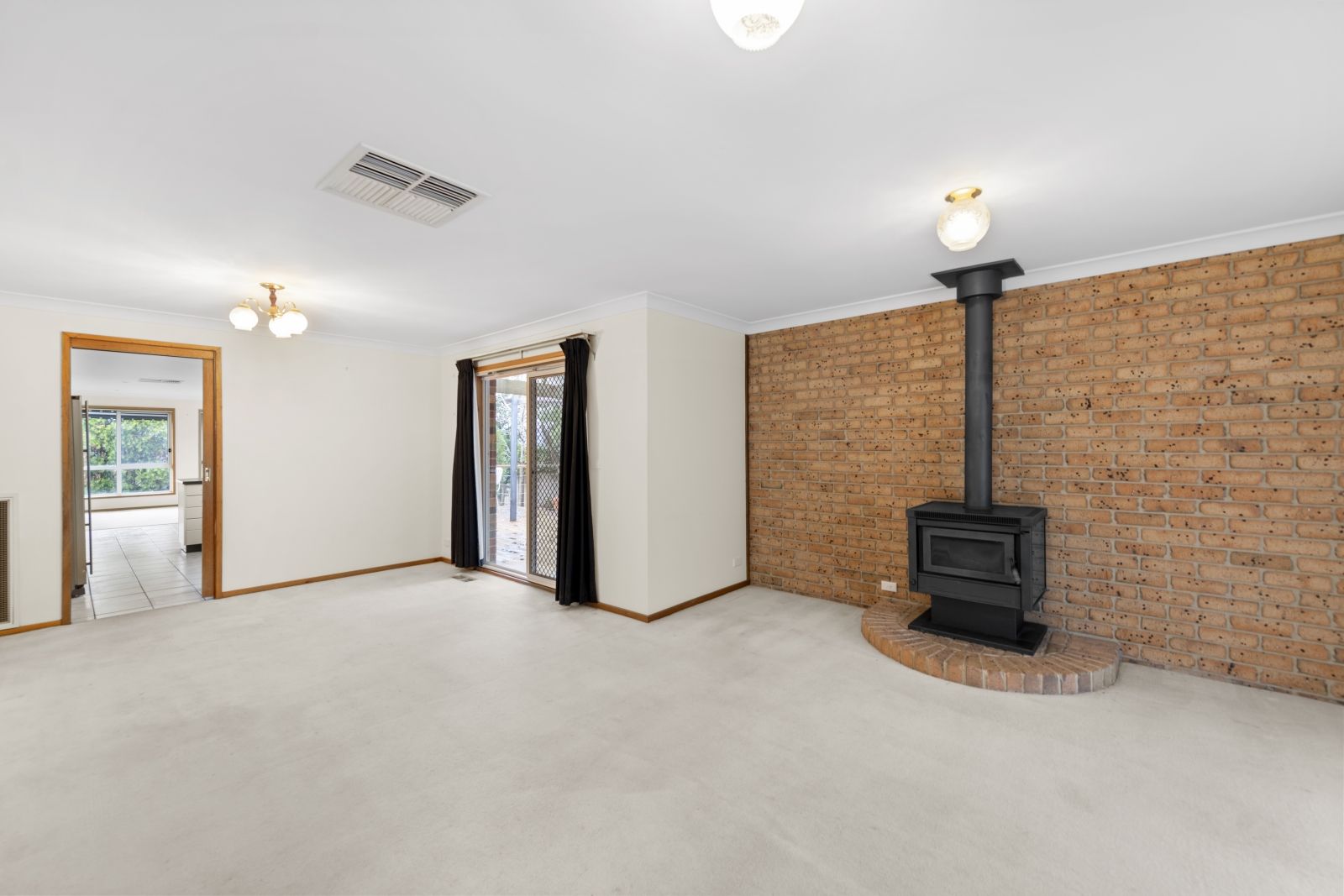 20 Gurr Street, Calwell ACT 2905, Image 2