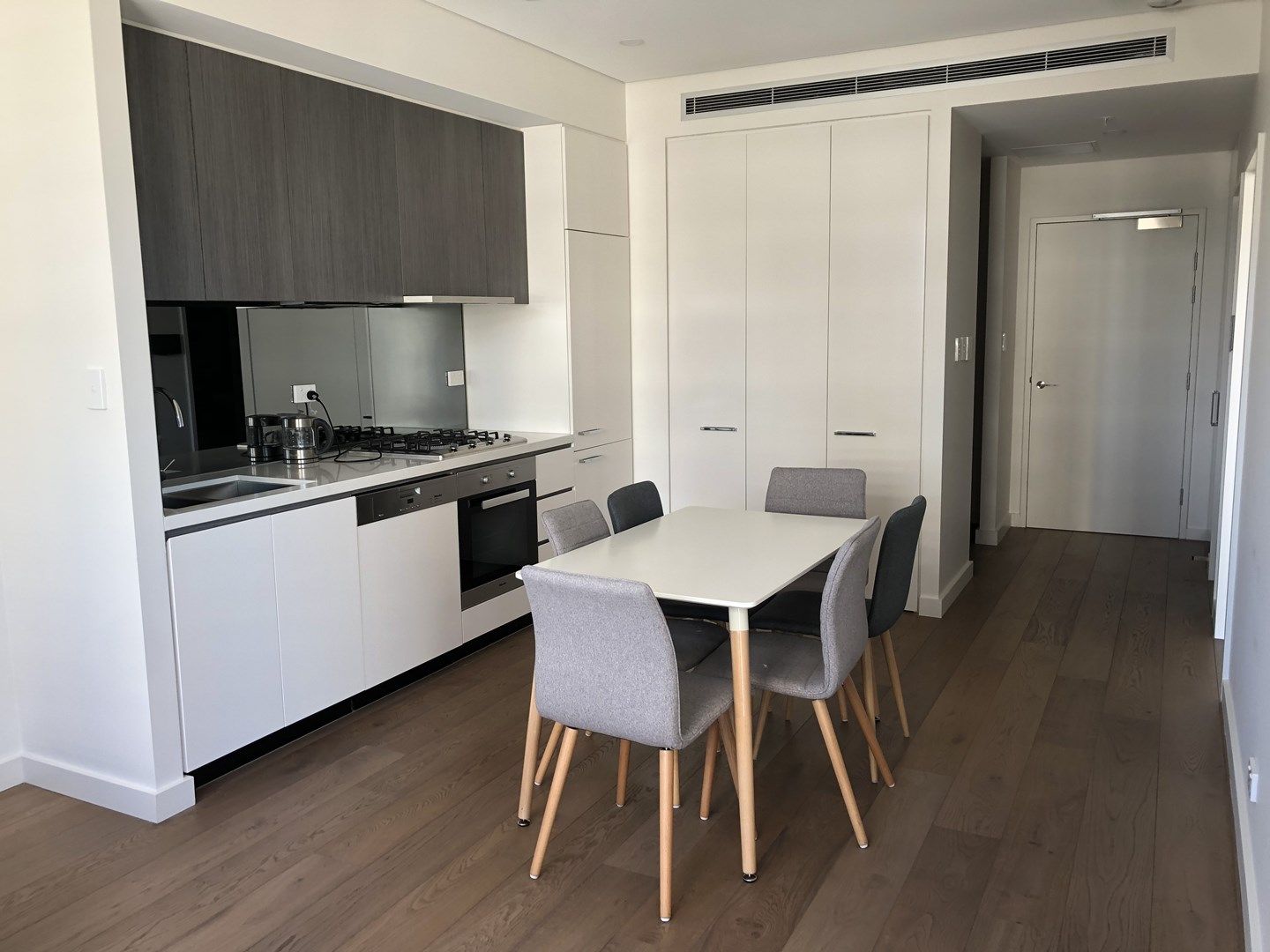 1 bedrooms Apartment / Unit / Flat in 415/18 Gadigal Ave WATERLOO NSW, 2017