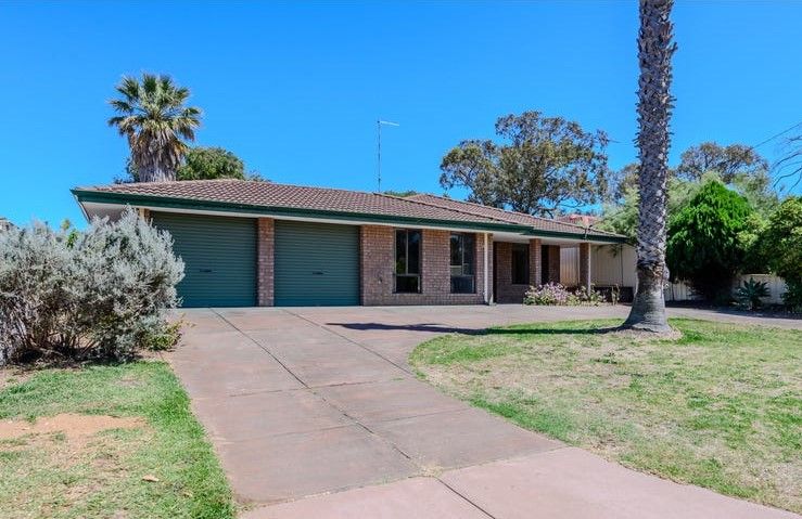 4 bedrooms House in 36 Andante Street FALCON WA, 6210