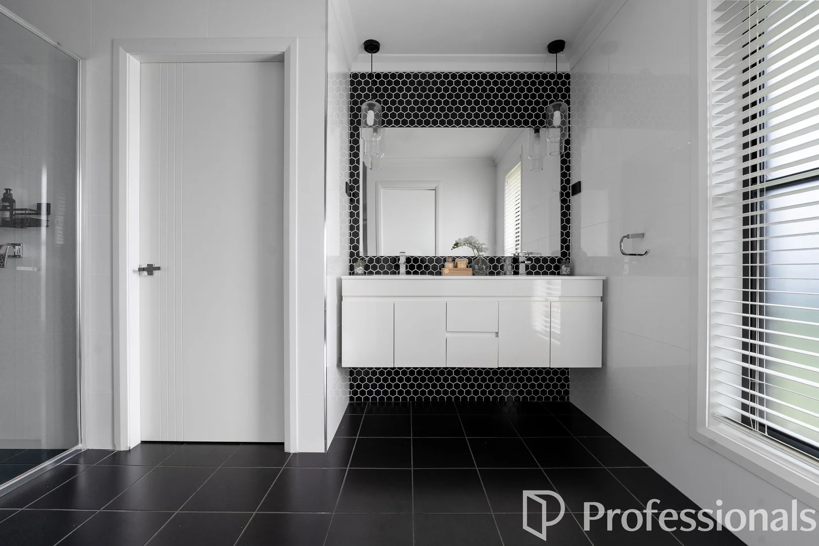 Additional image 8 of 27 Freeman Circuit, Llanarth NSW 2795