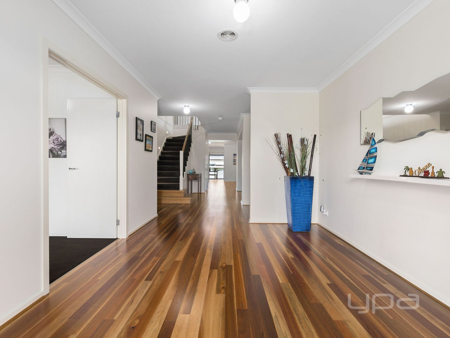 11 Robinia Court, Harkness VIC 3337, Image 2