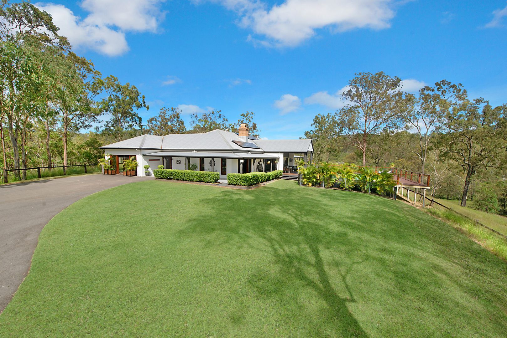 10 Sheppards Road, Lake Manchester Property History & Address