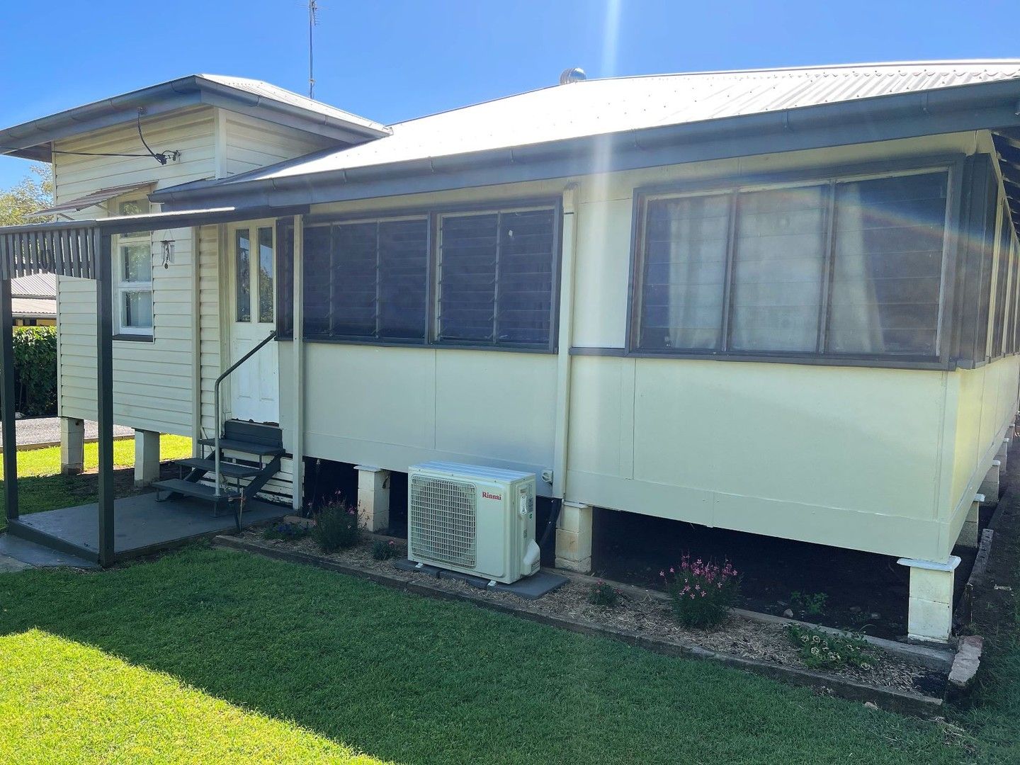 13 Barrow Street, Gayndah QLD 4625 Domain