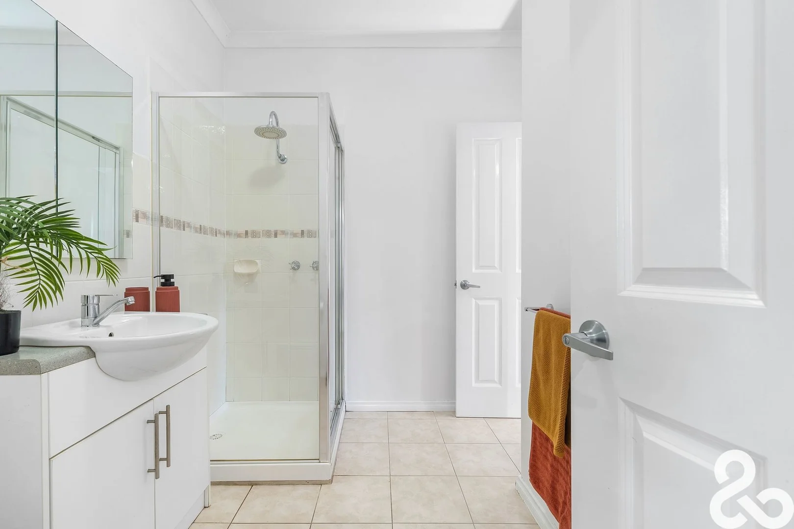 Additional image 11 of 2/31 Old Plenty Road, South Morang VIC 3752