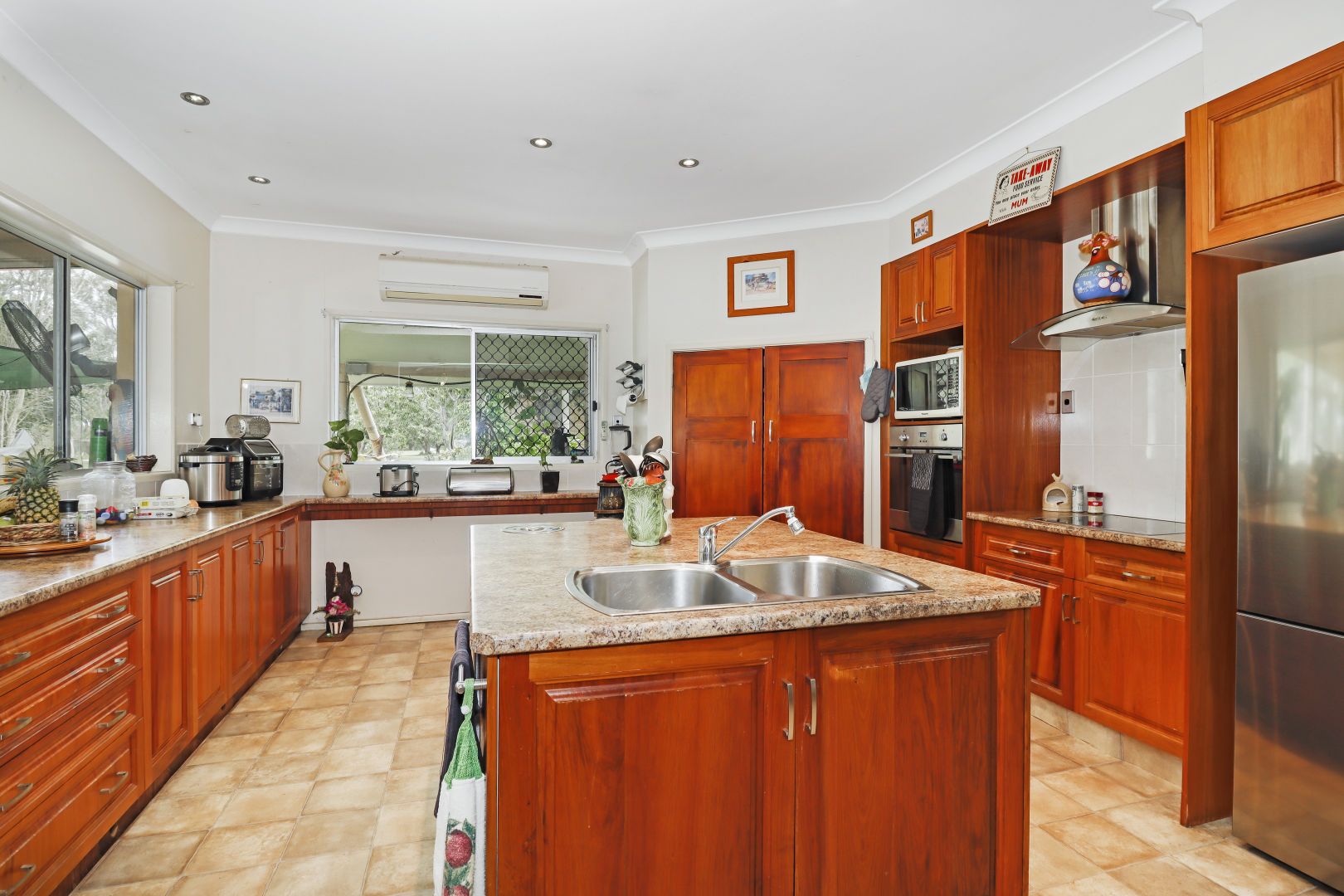 867 Burrum Heads Road, Burrum River QLD 4659 Domain