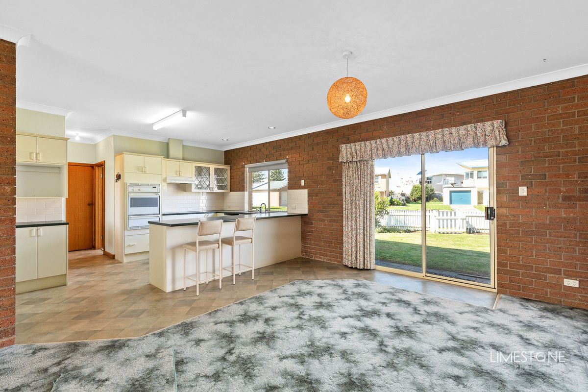 21 Alfred Court, Beachport SA 5280, Image 0