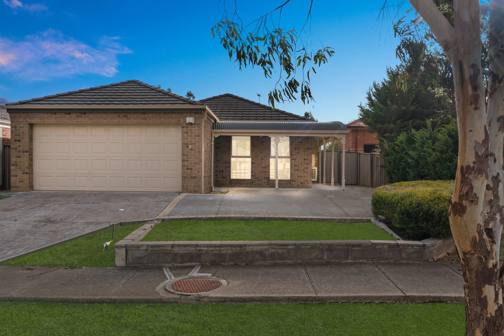 14 Deakin Grove, Burnside Heights VIC 3023, Image 0