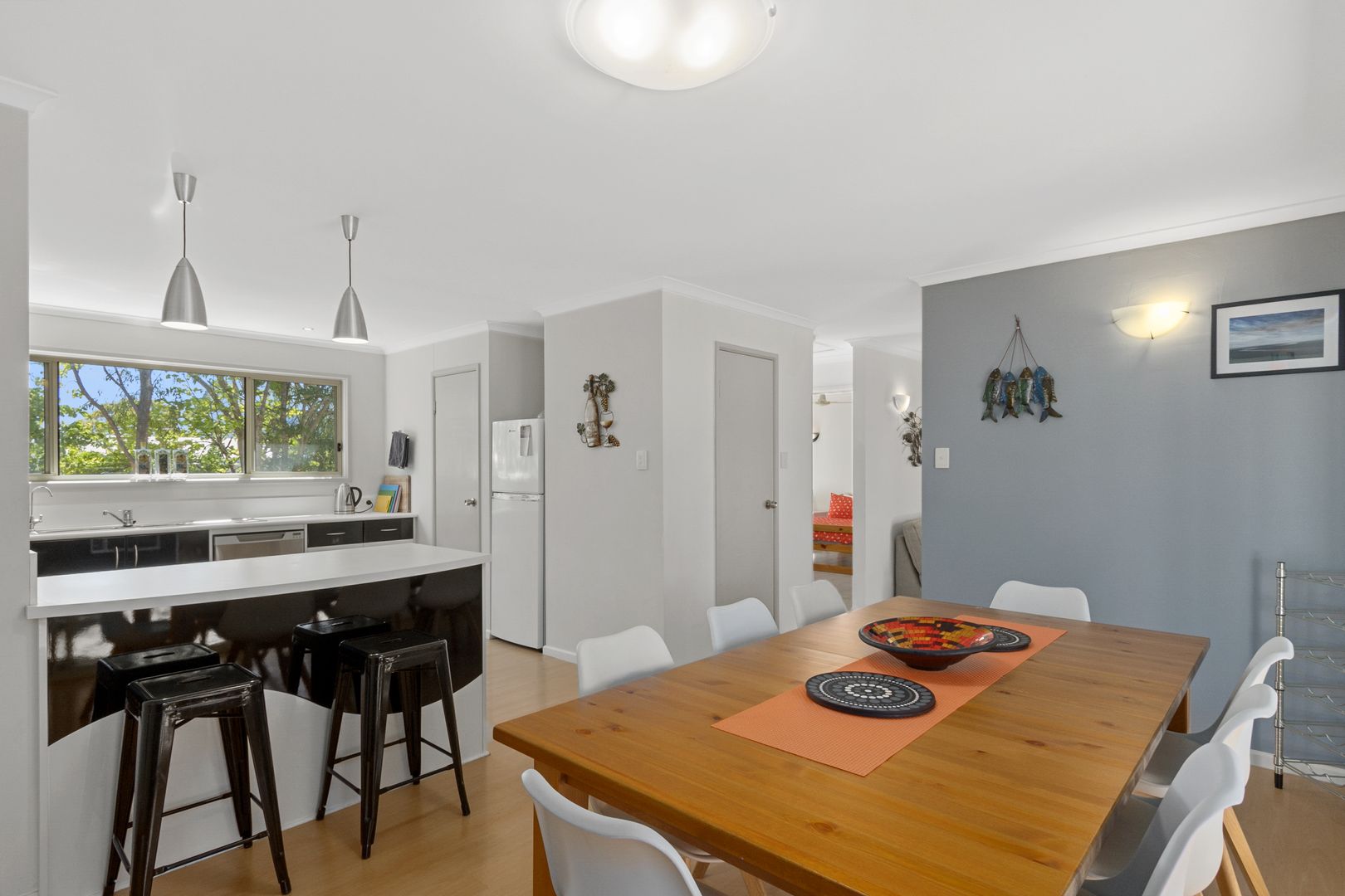 32 Sixth Street, Wool Bay SA 5575, Image 2