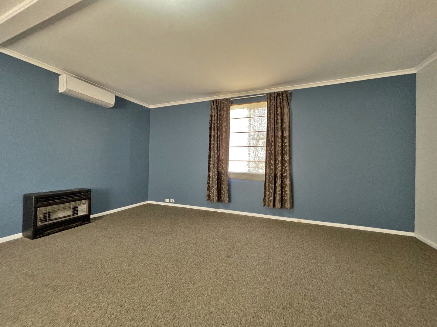 2 bedrooms Apartment / Unit / Flat in 5/31 Wombat Street YOUNG NSW, 2594