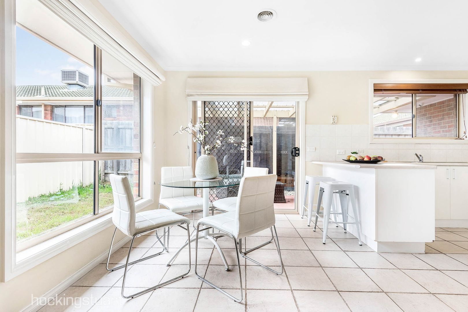 2/4 Grimwade Court, Epping VIC 3076, Image 2