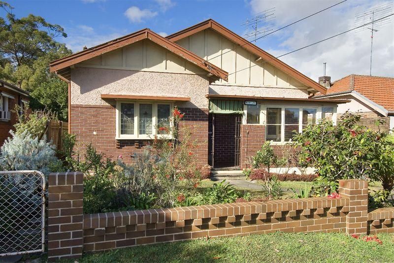4 Pomeroy Street, North Strathfield Property History & Address