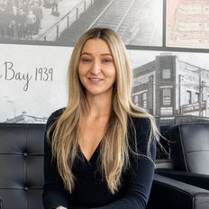 Georgia Dwyer, Sales representative