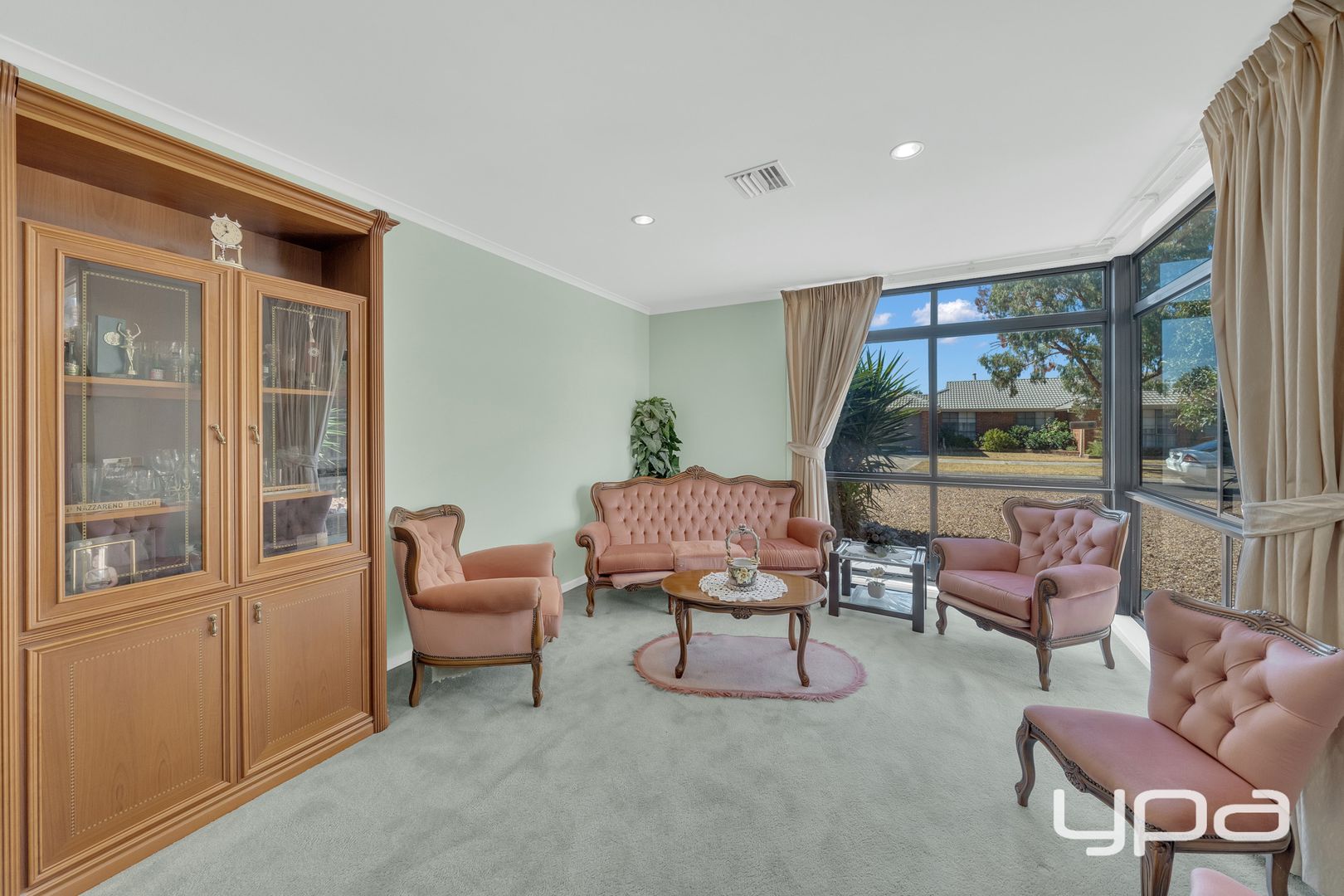 1 Ketwick Court, Sydenham VIC 3037, Image 2