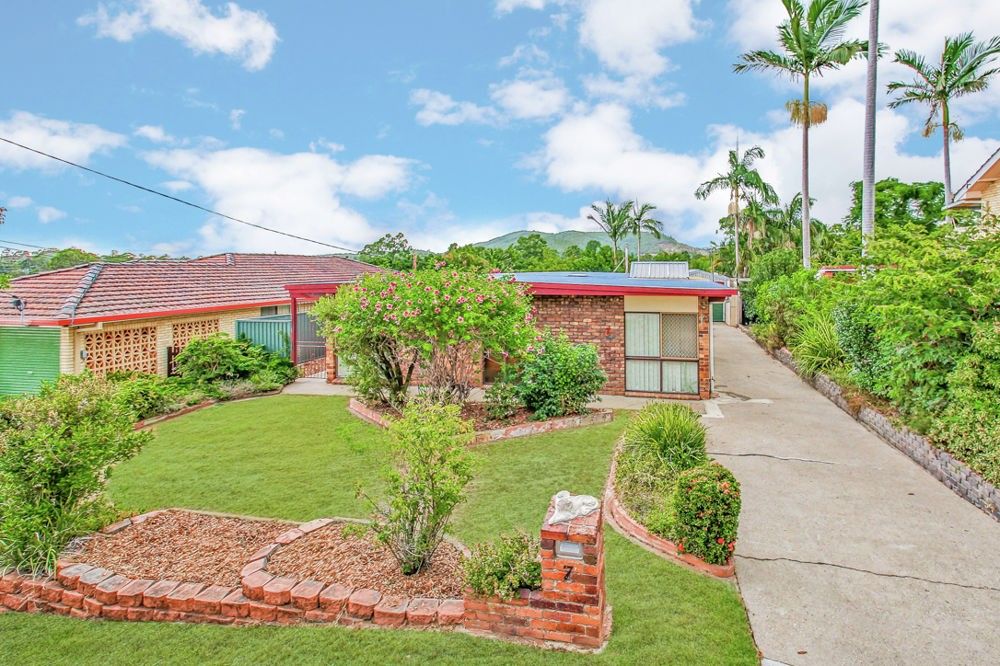 7 Nikola Street, Arana Hills QLD 4054, Image 0