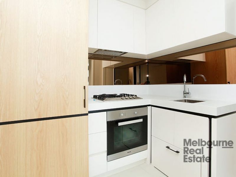 2 bedrooms Apartment / Unit / Flat in 209/8 Daly Street SOUTH YARRA VIC, 3141