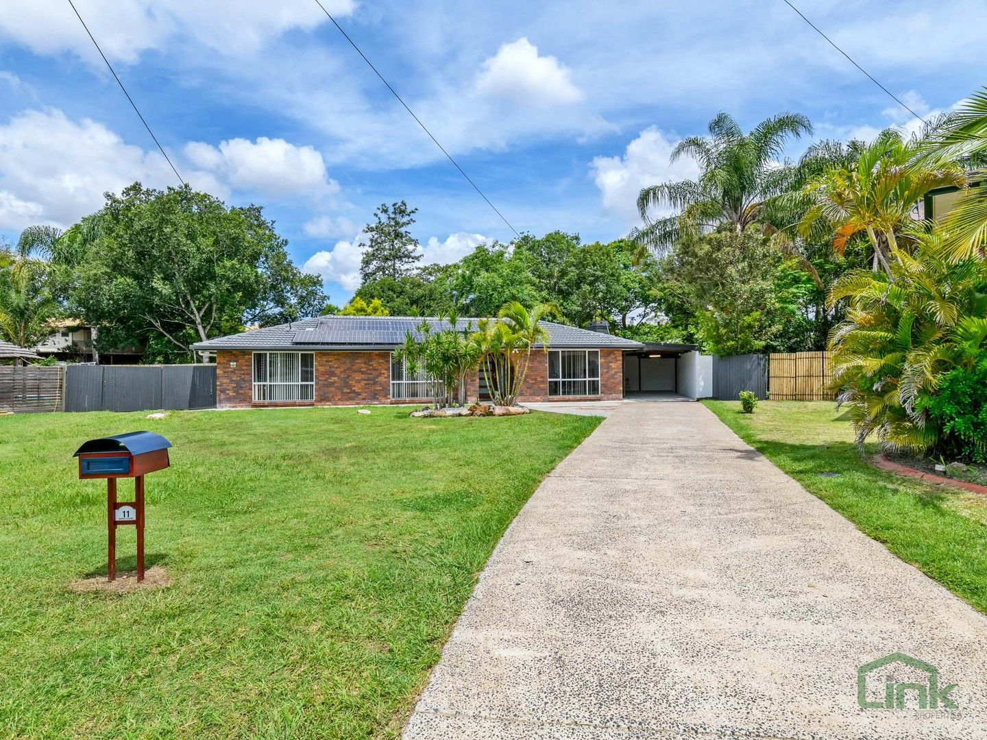 3 bedrooms House in 11 Bass Court REDBANK PLAINS QLD, 4301