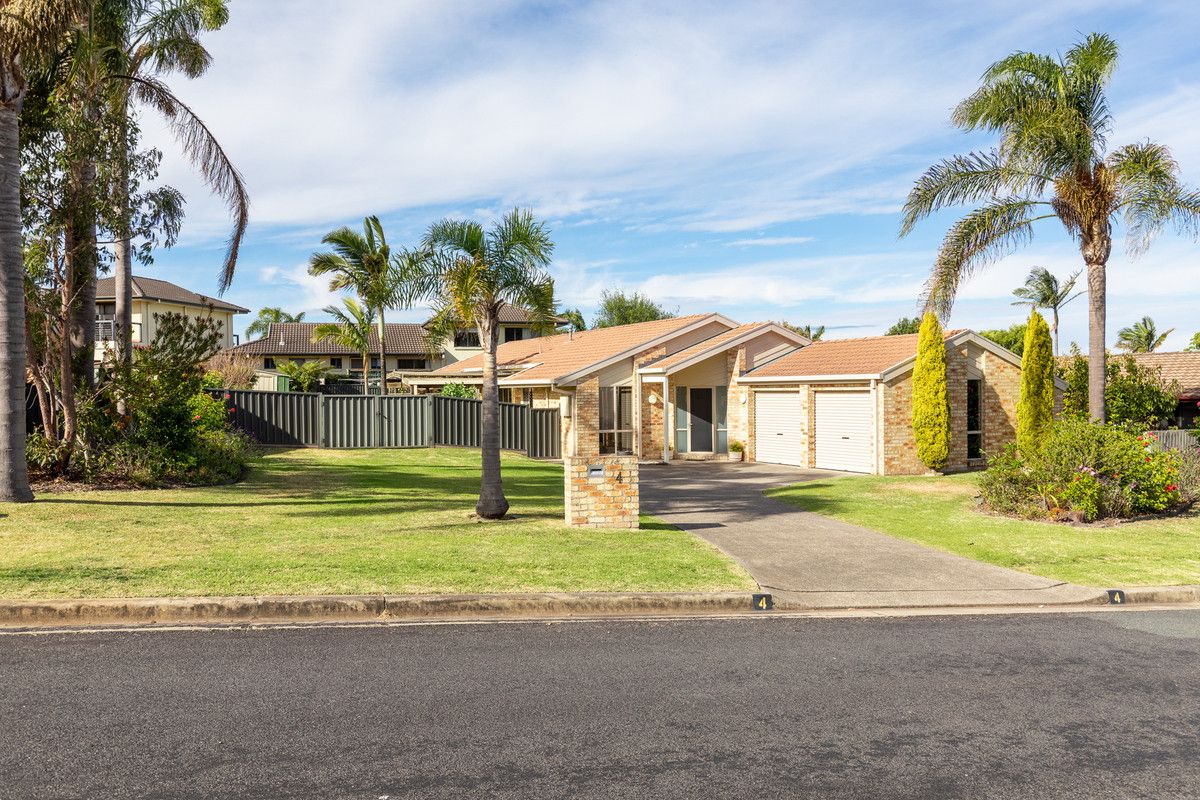 4 Hakea Place, Tura Beach NSW 2548, Image 0