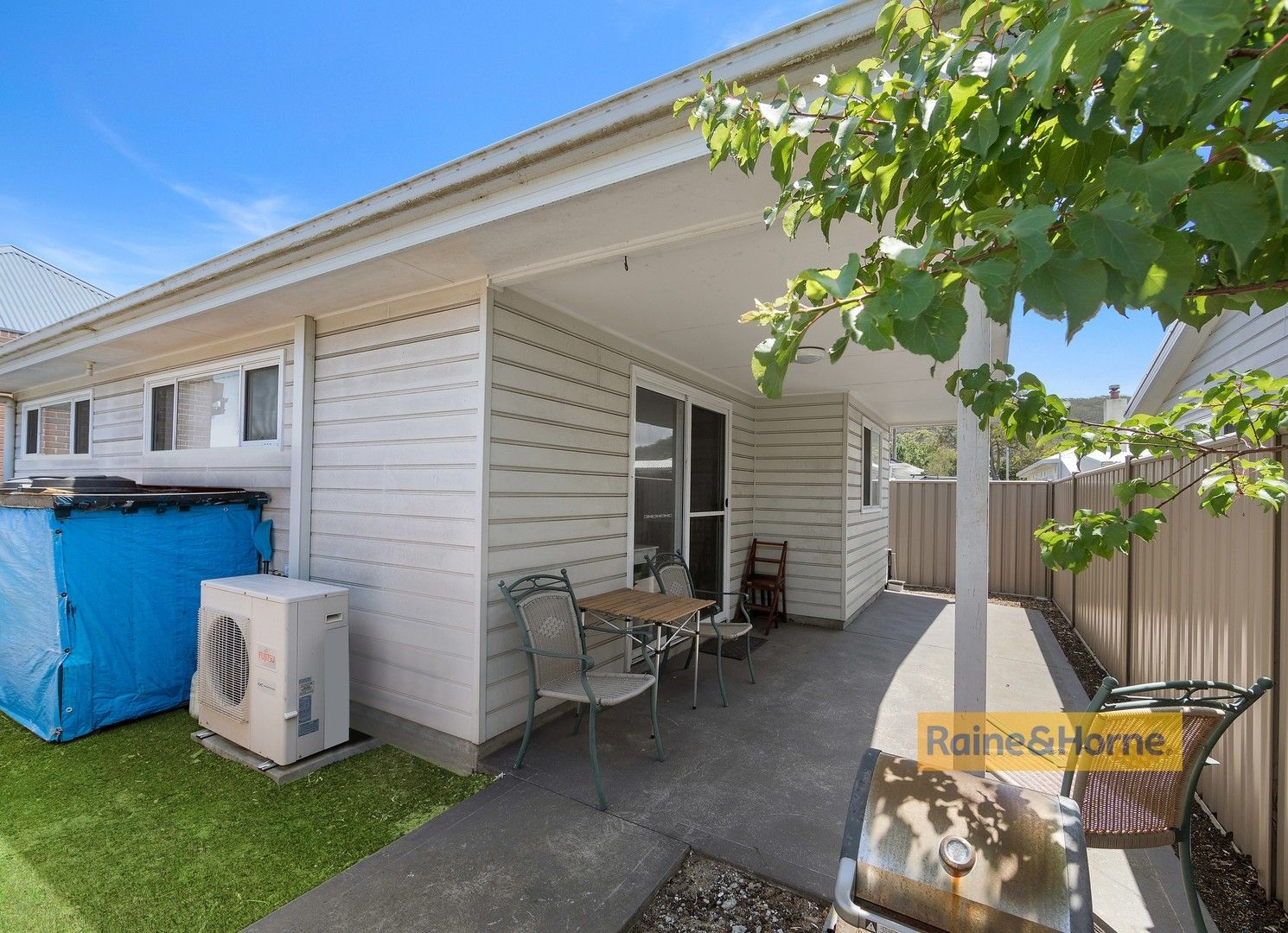 2 bedrooms House in 20A Uligandi Street ETTALONG BEACH NSW, 2257