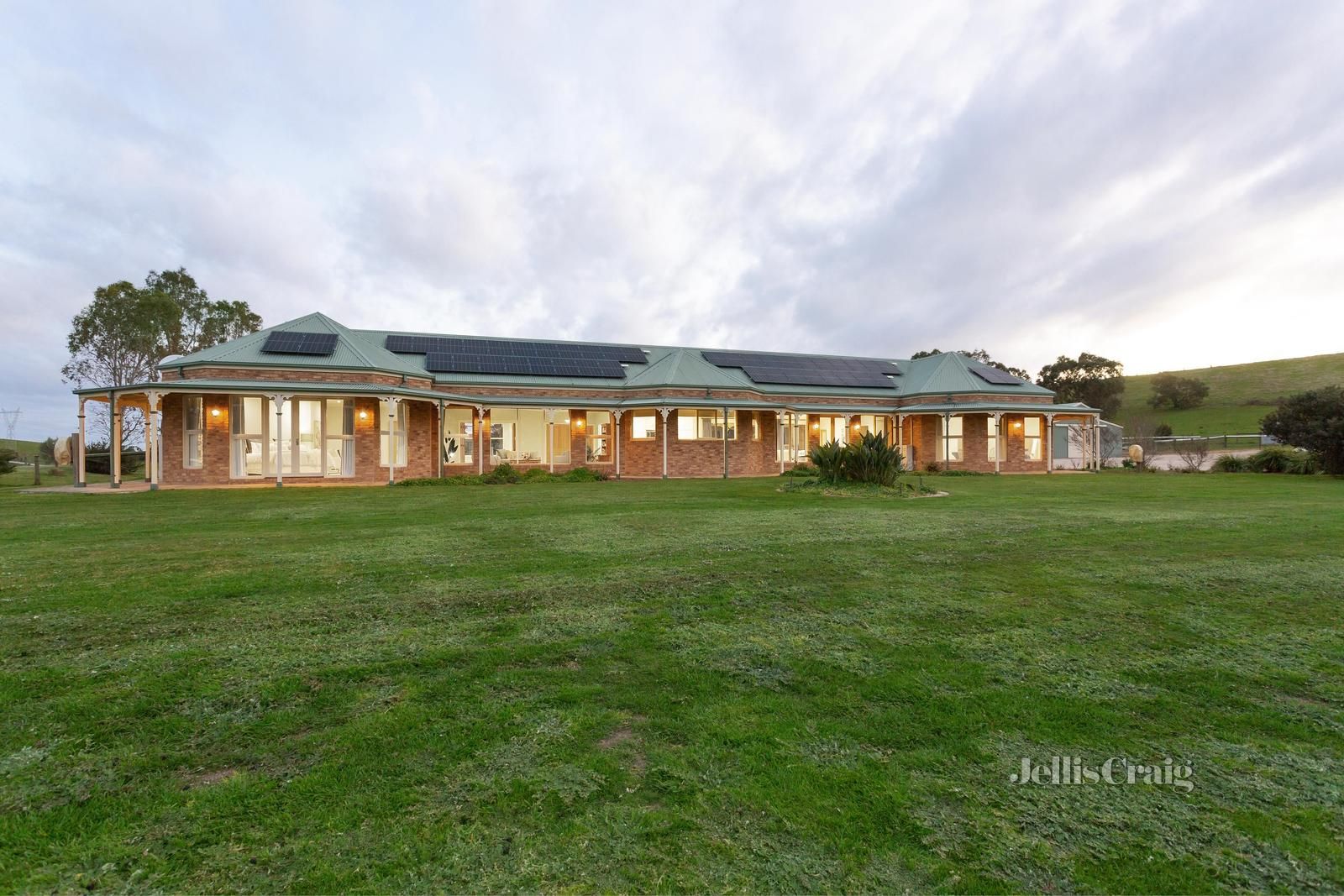 590 Eagles Nest Road, Strathewen VIC 3099, Image 0