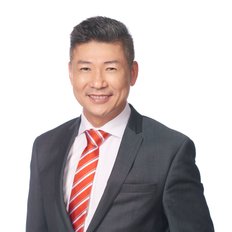 Tony Le, Sales representative