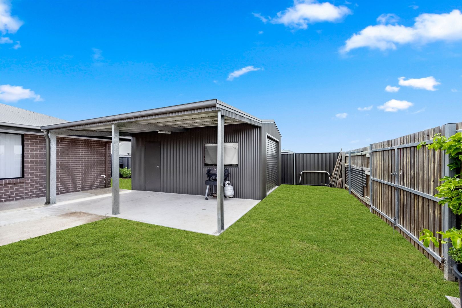 10 Saltair Drive, Eli Waters QLD 4655, Image 1