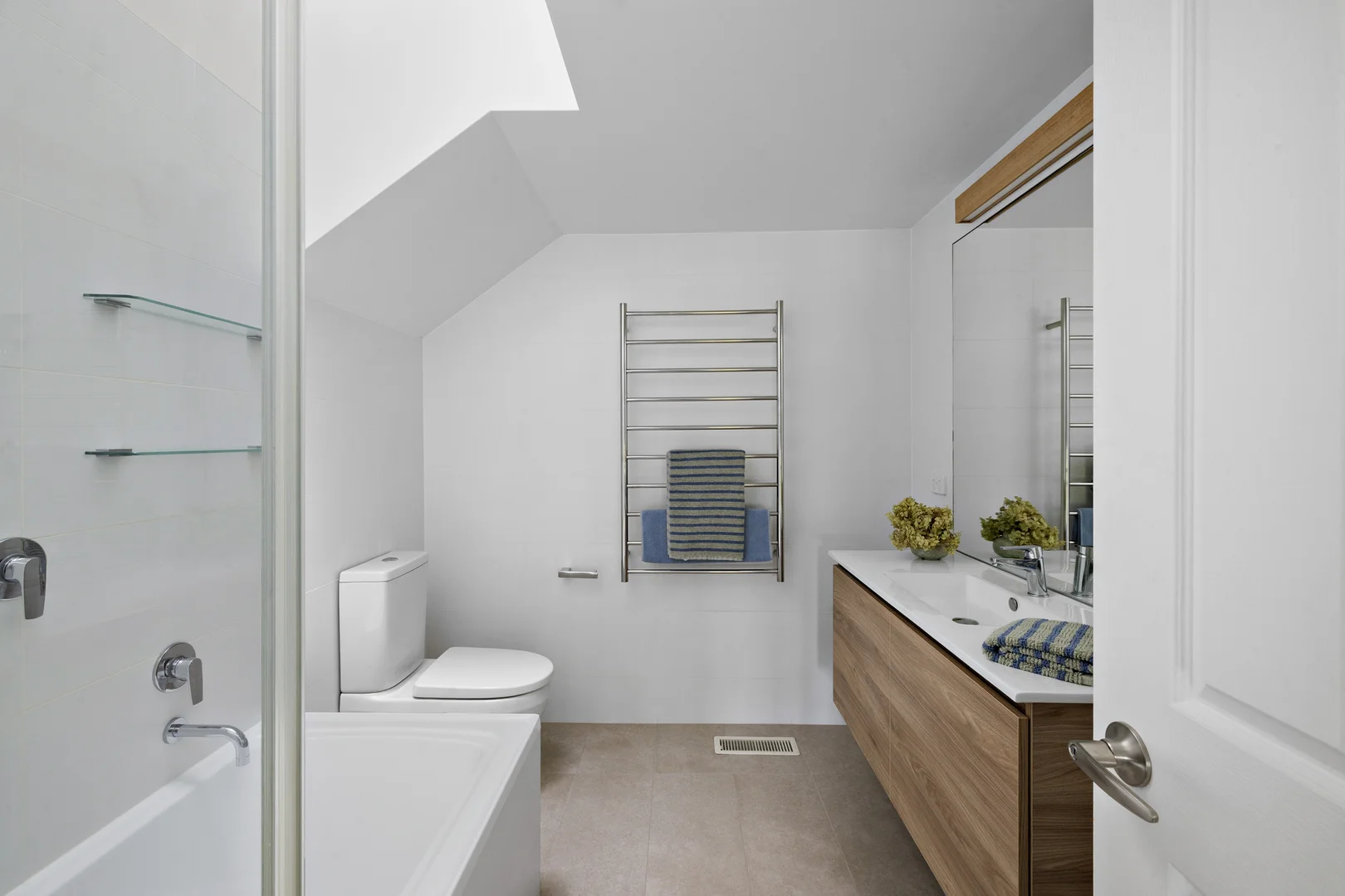 Additional image 11 of 54-56 Eumeralla Grove, Mount Eliza VIC 3930