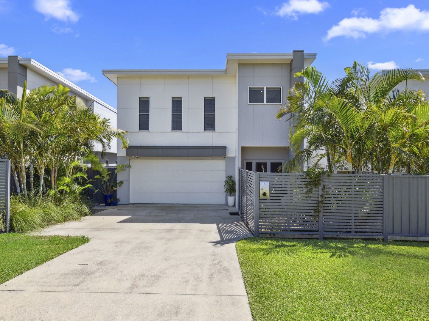 3 bedrooms Townhouse in 2/7 Trafalgar Street WOOLGOOLGA NSW, 2456