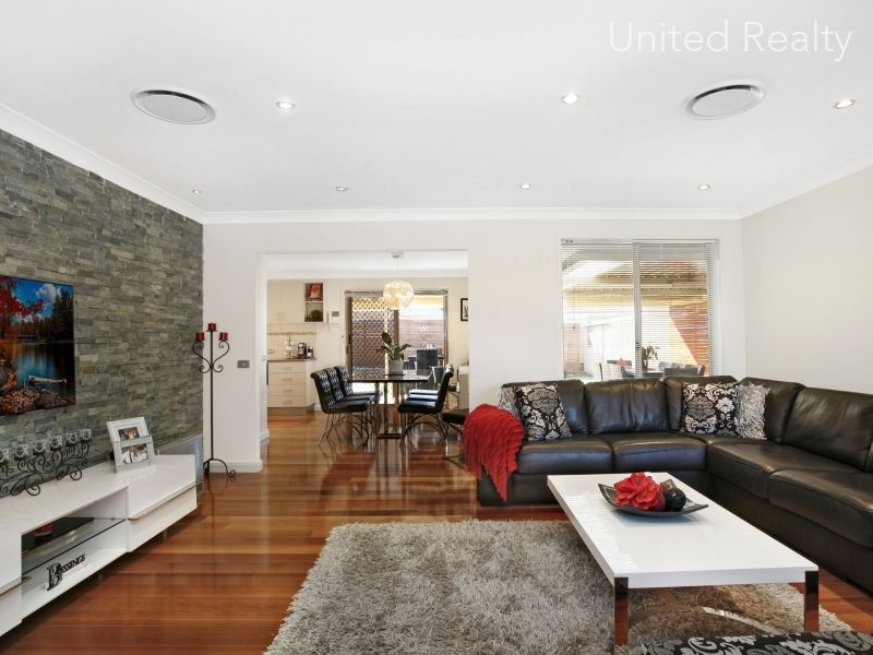 5 Milparinka Close, Hoxton Park NSW 2171, Image 1