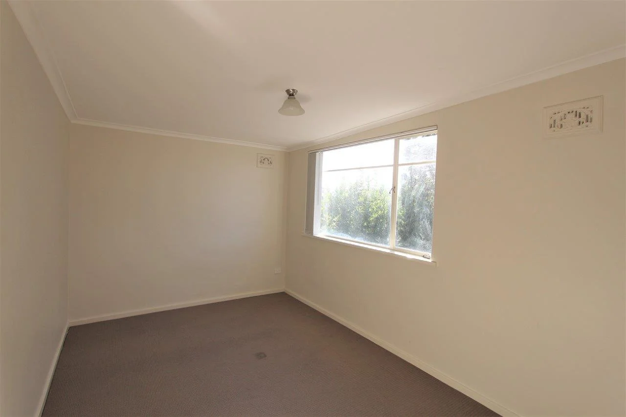 Additional image 5 of 12/6 Stornaway Road, Queanbeyan NSW 2620