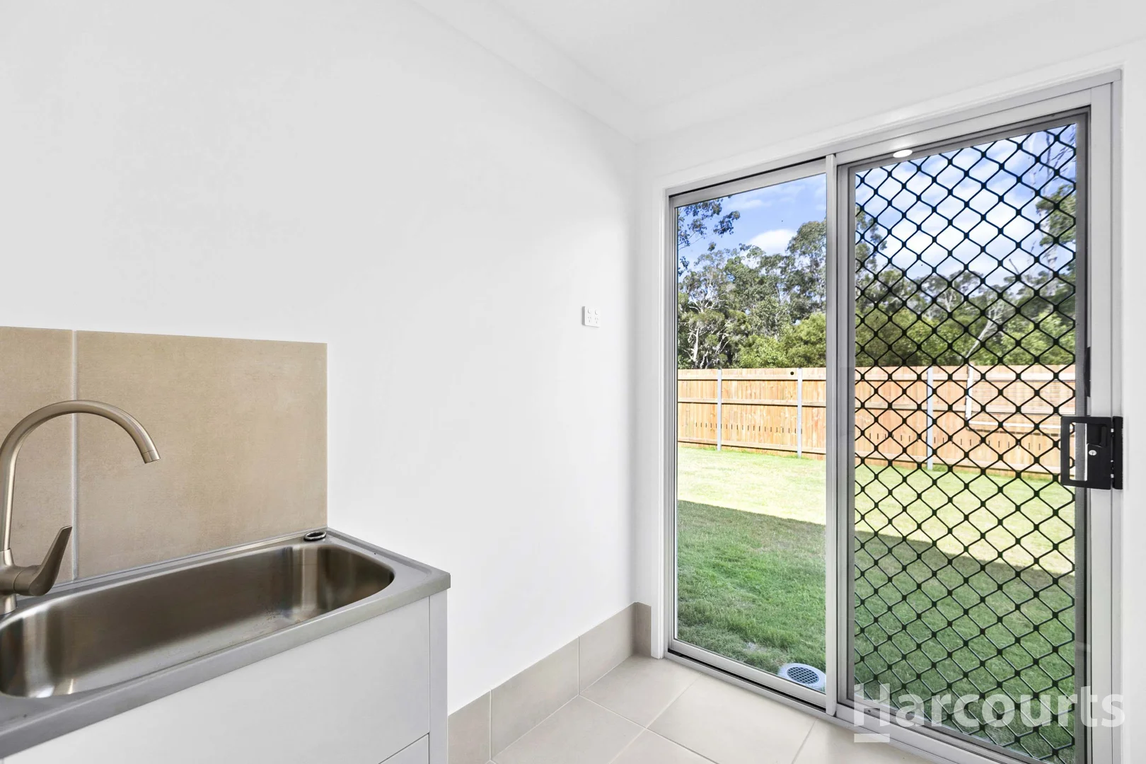 Additional image 13 of 24 Stardust Crescent, Burrum Heads QLD 4659