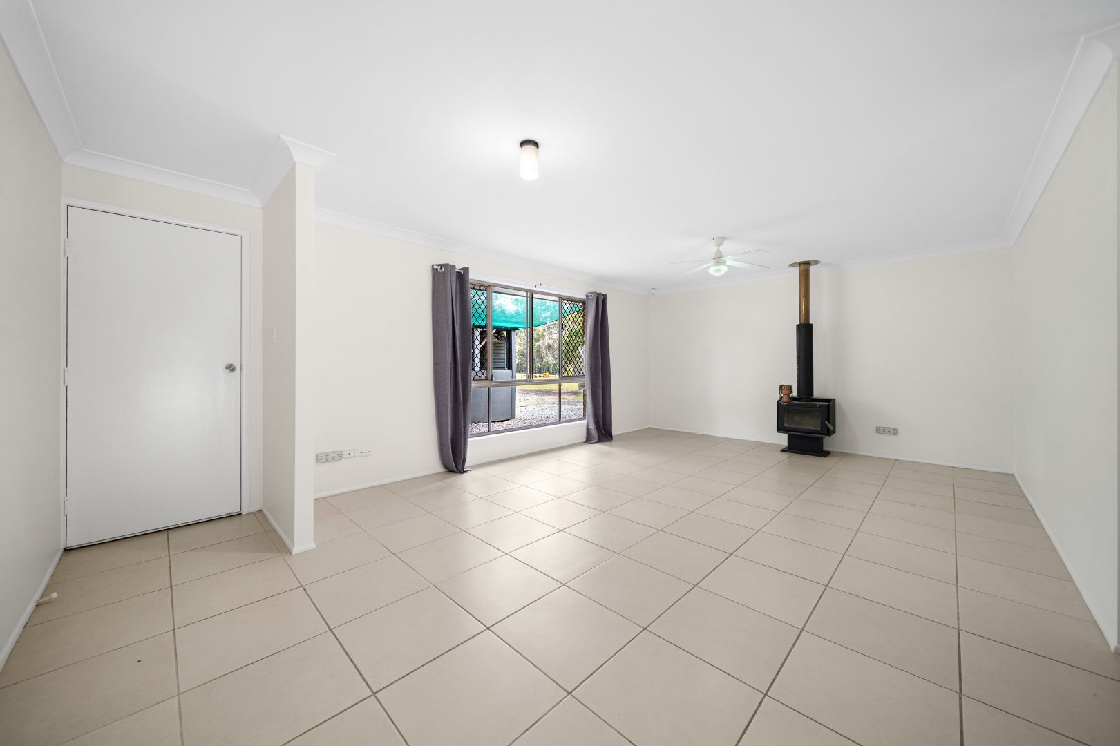 2-8 Georgina Drive, Logan Village QLD 4207, Image 2