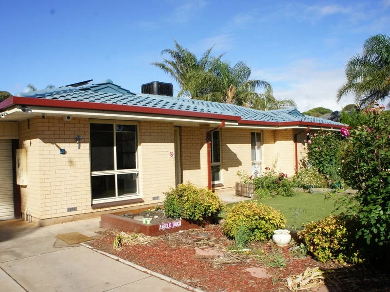 Primary image of 15 Rogers Crescent, Paralowie SA 5108
