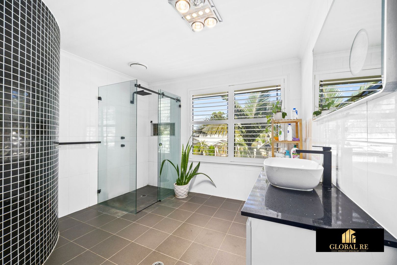 2 Clipper Close, Chipping Norton NSW 2170, Image 2