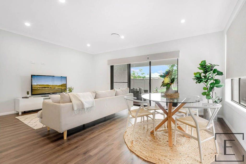 4 bedrooms House in 9 Killeen Street WENTWORTHVILLE NSW, 2145