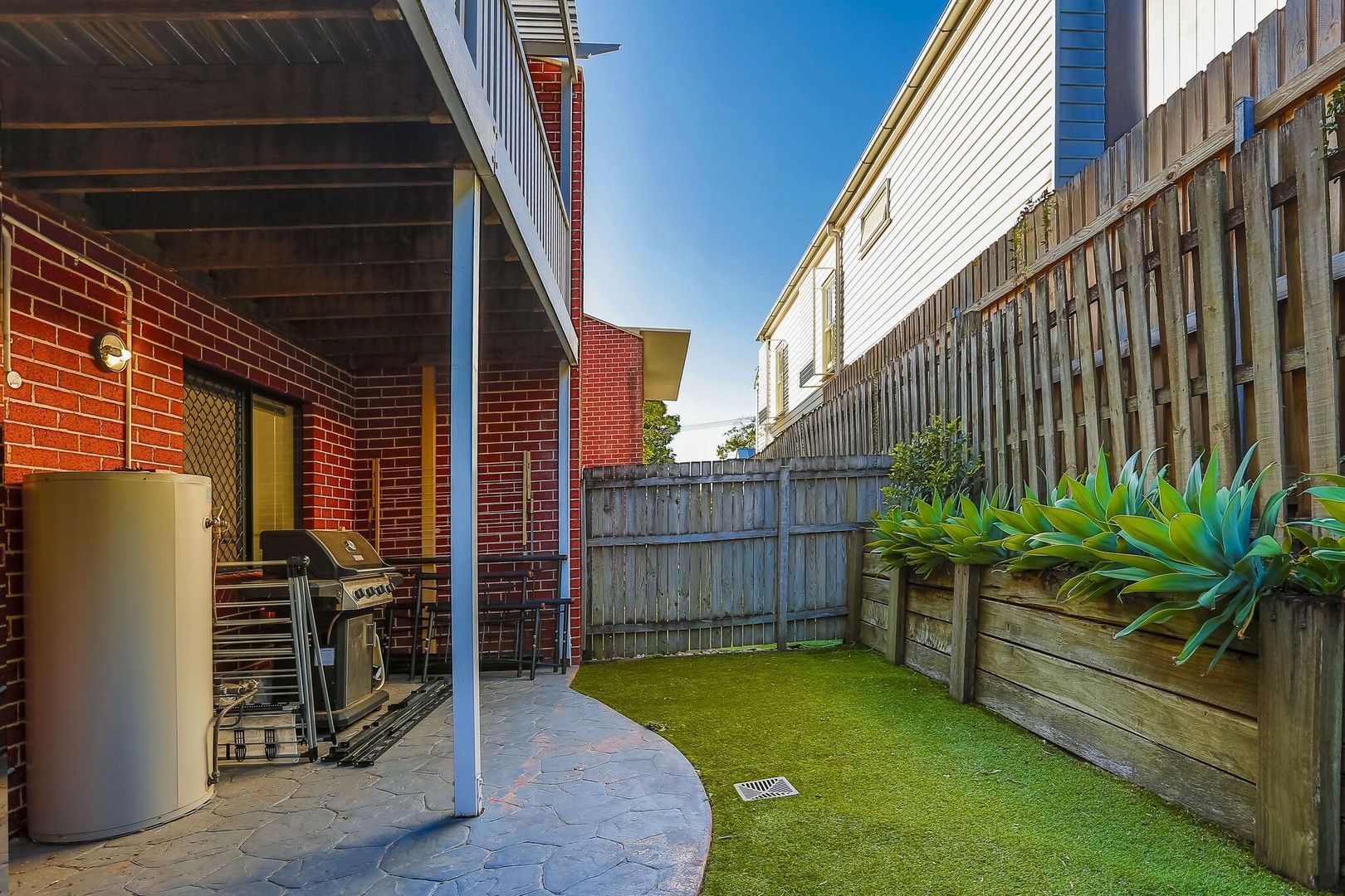 3 bedrooms House in 5 Dorsey Street MILTON QLD, 4064