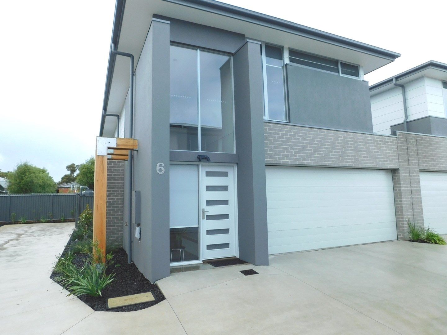 6/3 Colette Court, Canadian VIC 3350, Image 0