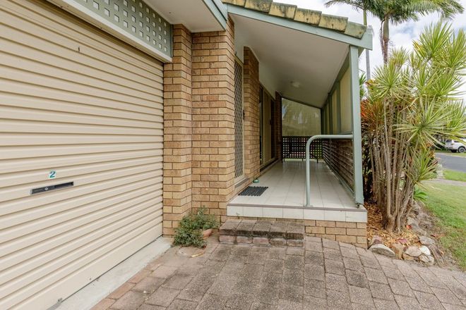 Picture of 2/4 Park Avenue, YAMBA NSW 2464