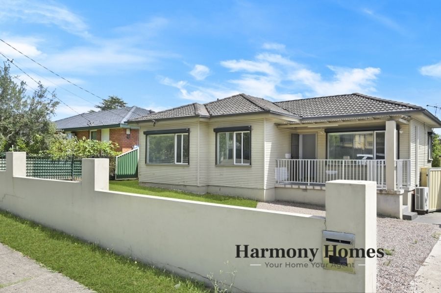 3 bedrooms House in 25 Albert Street GUILDFORD NSW, 2161