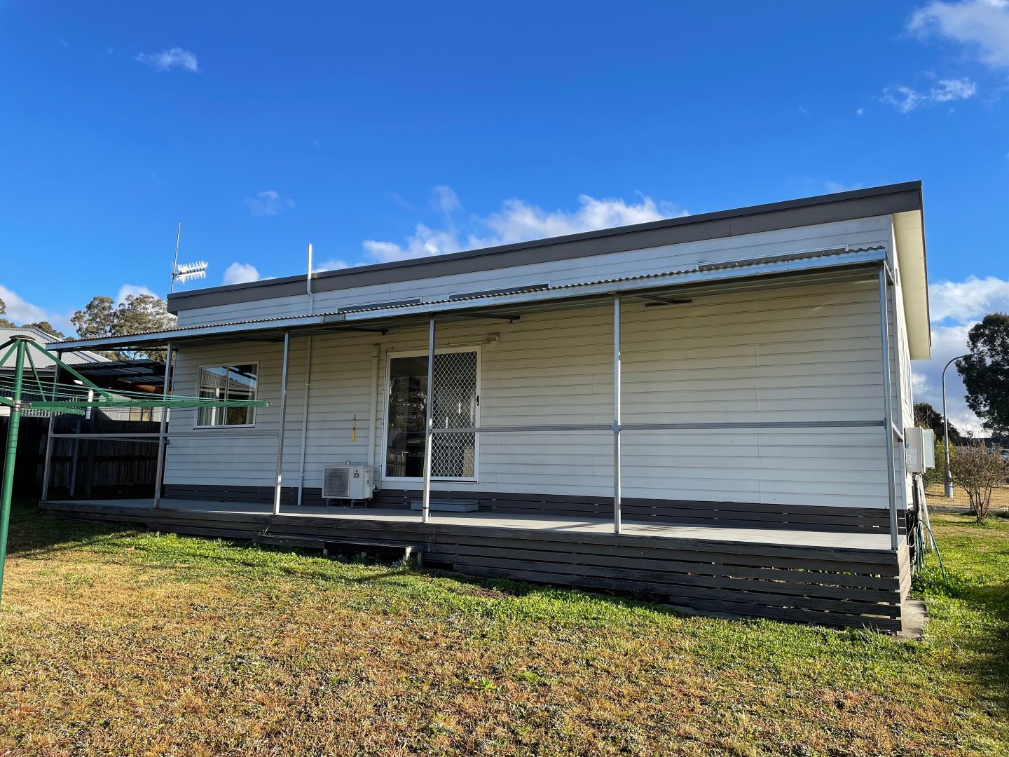 22 Dale Crescent, Armidale NSW 2350