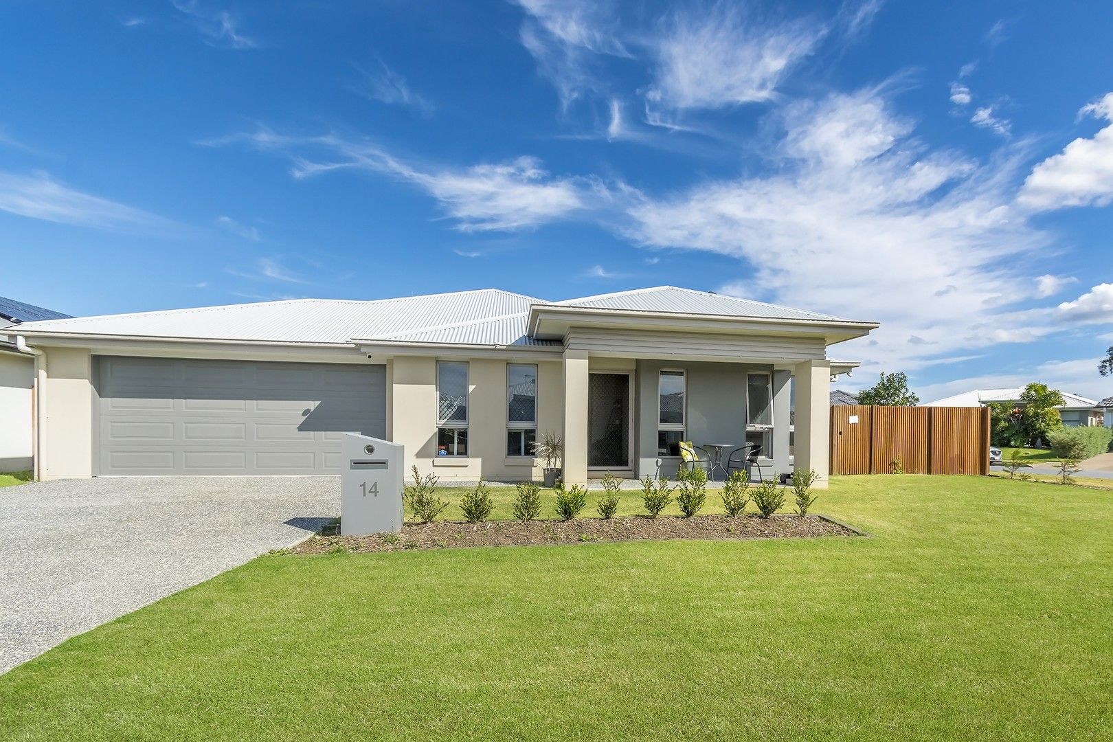 4 bedrooms House in 14 Barakee Street PIMPAMA QLD, 4209