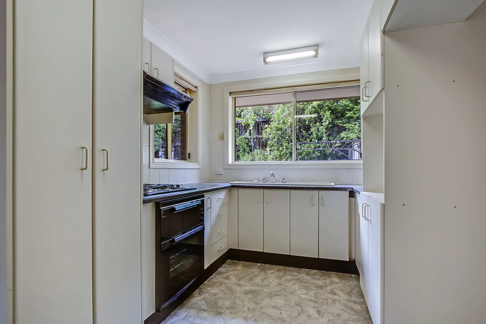 Additional image 6 of 1/11 Gindurra Avenue, Castle Hill NSW 2154