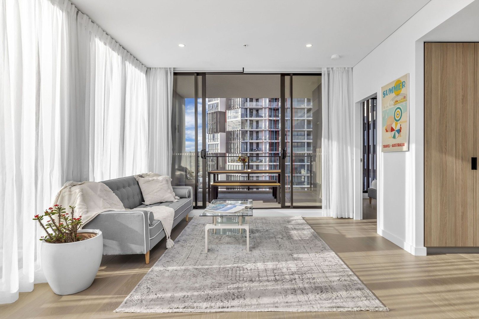 2 bedrooms Apartment / Unit / Flat in 1505A/82-84 Waterloo Road MACQUARIE PARK NSW, 2113