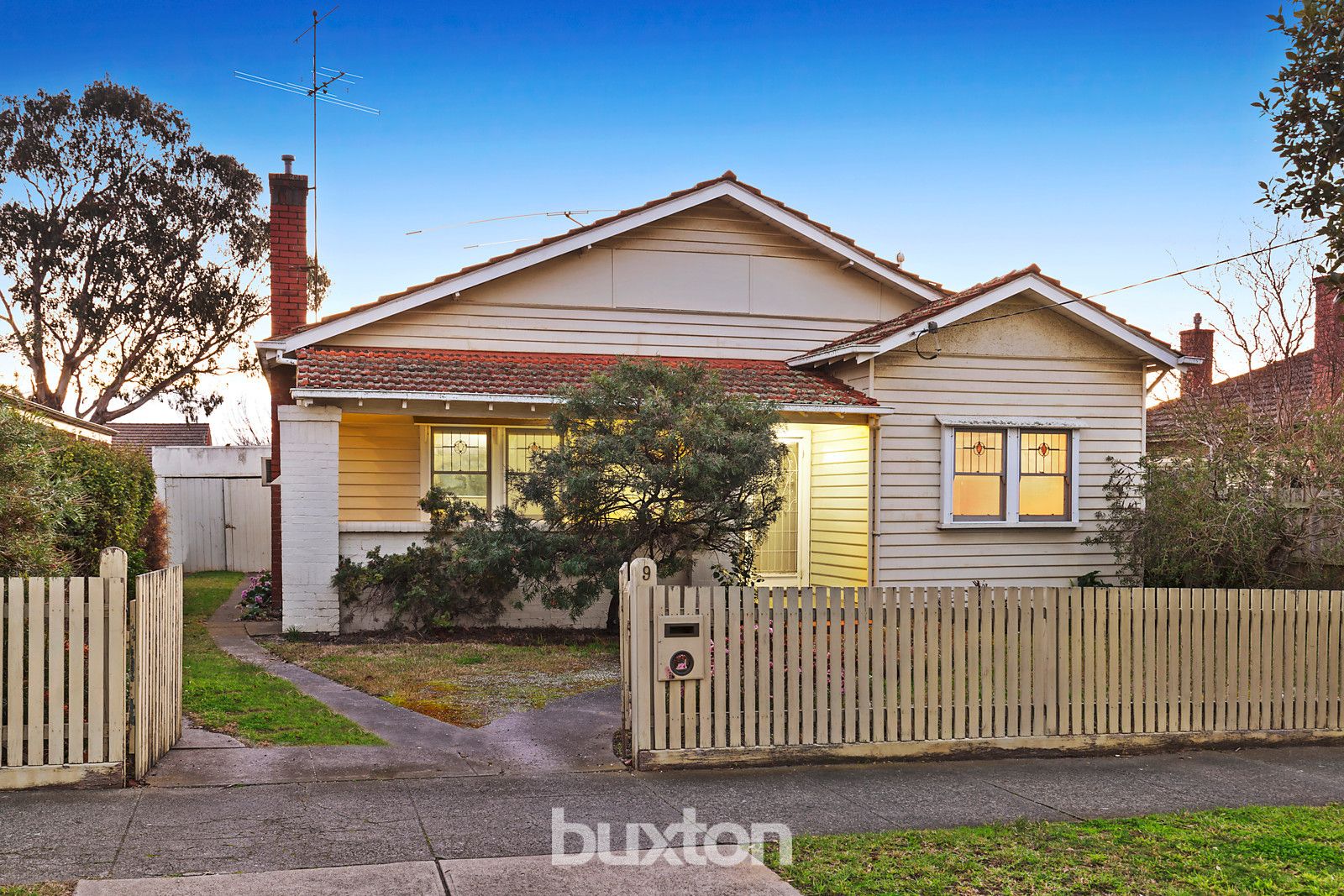 9 Graham Avenue, Mckinnon VIC 3204, Image 0