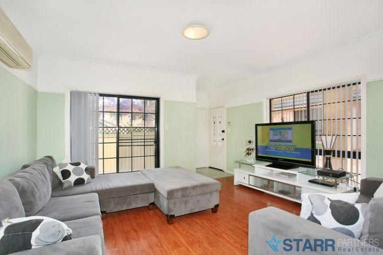 4/11 Ellis Street, Merrylands NSW 2160, Image 2