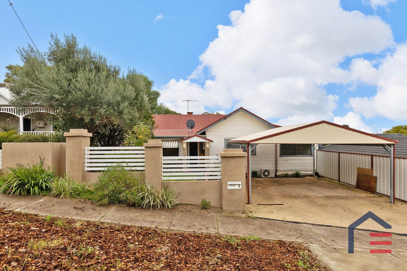4 bedrooms House in 4 Shaftesbury Avenue BAYSWATER WA, 6053
