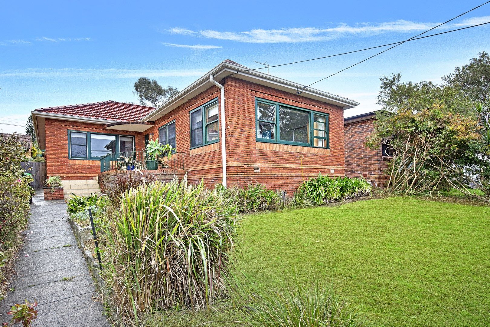 37 Frenchs Forest Road, Seaforth NSW 2092, Image 0