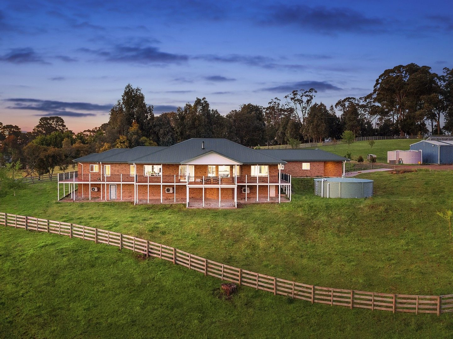 5 bedrooms House in 104 Bunstons Road TOLMIE VIC, 3723