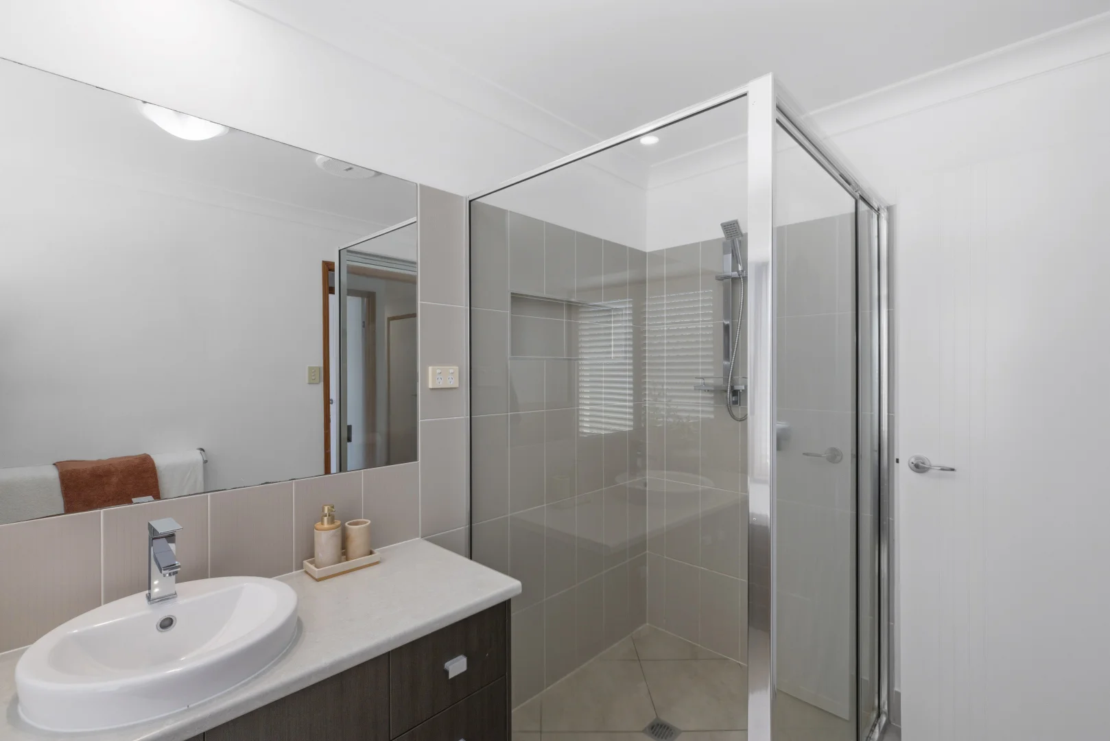 Additional image 34 of 5 Henderson Street, Cannon Valley QLD 4800